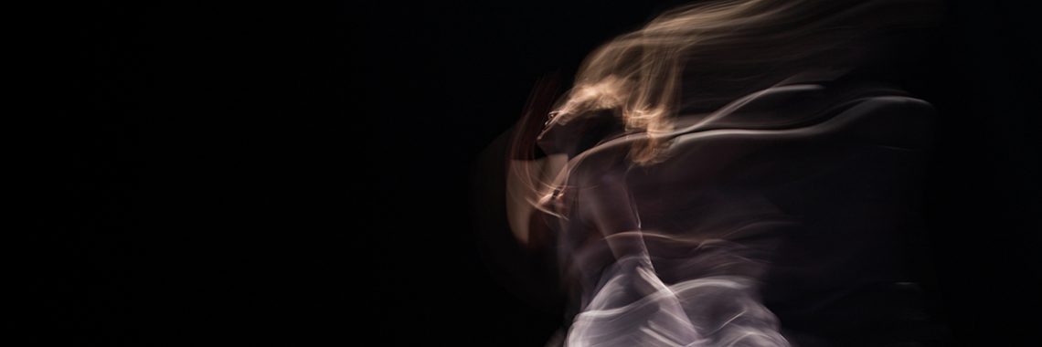 Danse moderne illustrant la passion